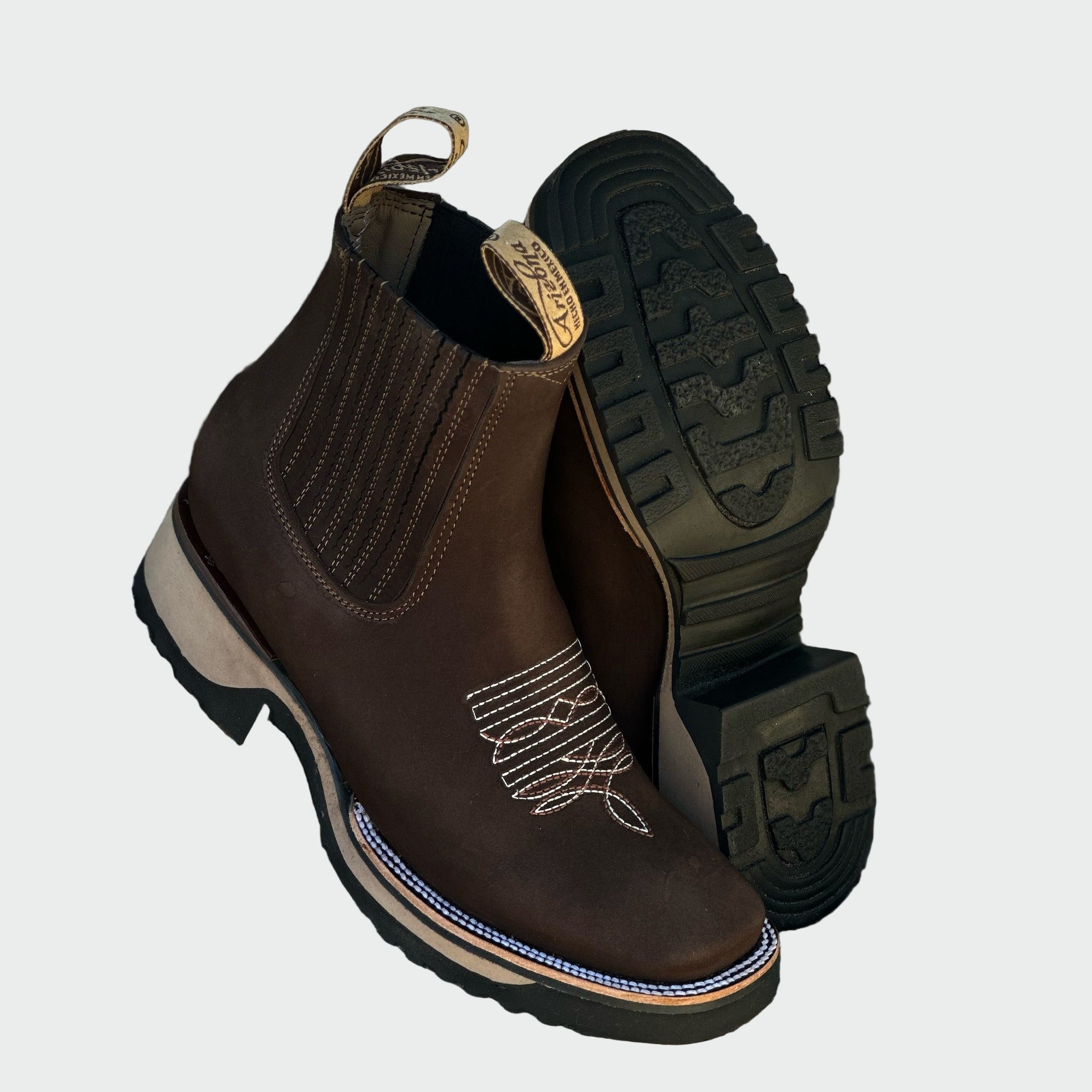 Kožené kovbojské topánky