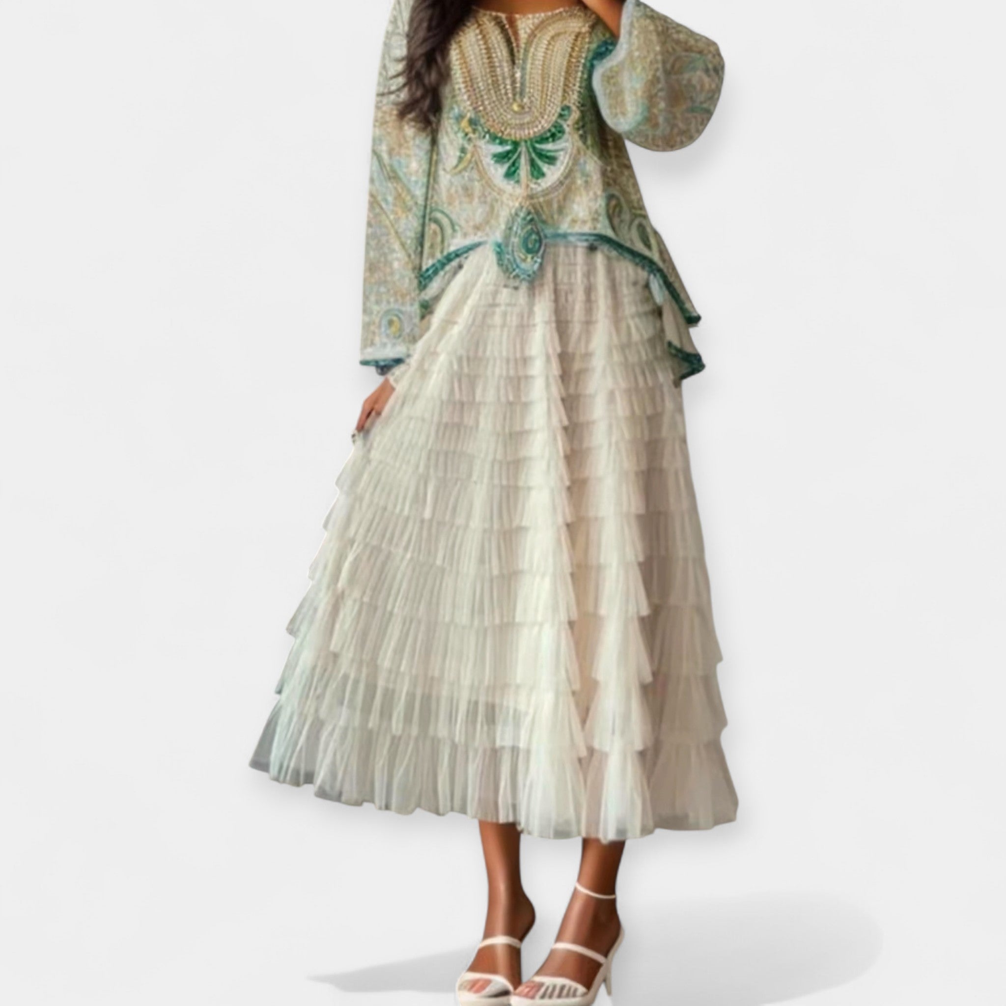 Elegantná sukňa s tylovým dekoratívnym detailom